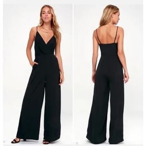 NWT Lulus Black Wide-Leg Jumpsuit Size L Surplice High Waisted